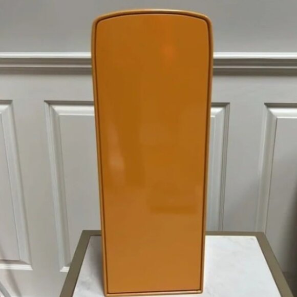 Limited Edition Veuve SMEG Fridge - Mint Condition!!! - Picture 6 of 6